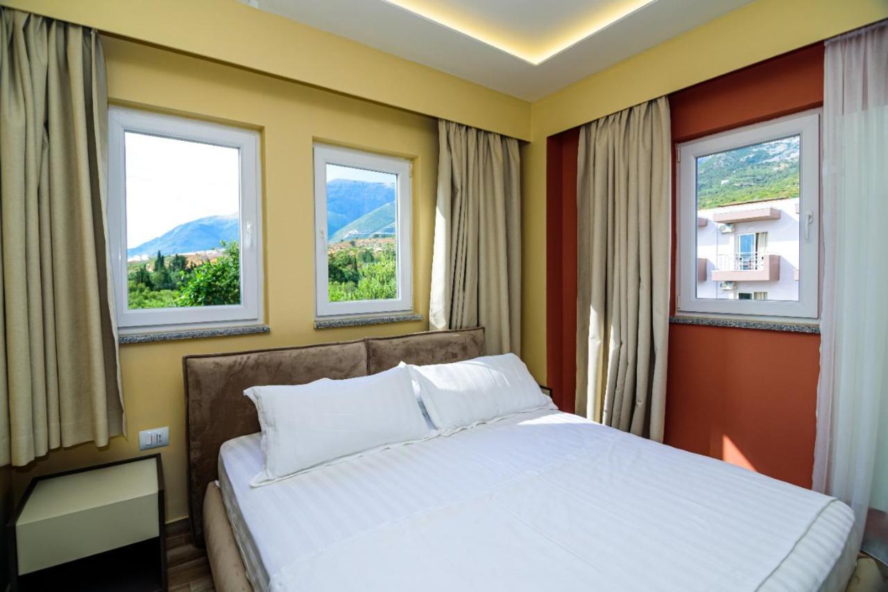 Hotel Orange Dhërmi 外观 照片
