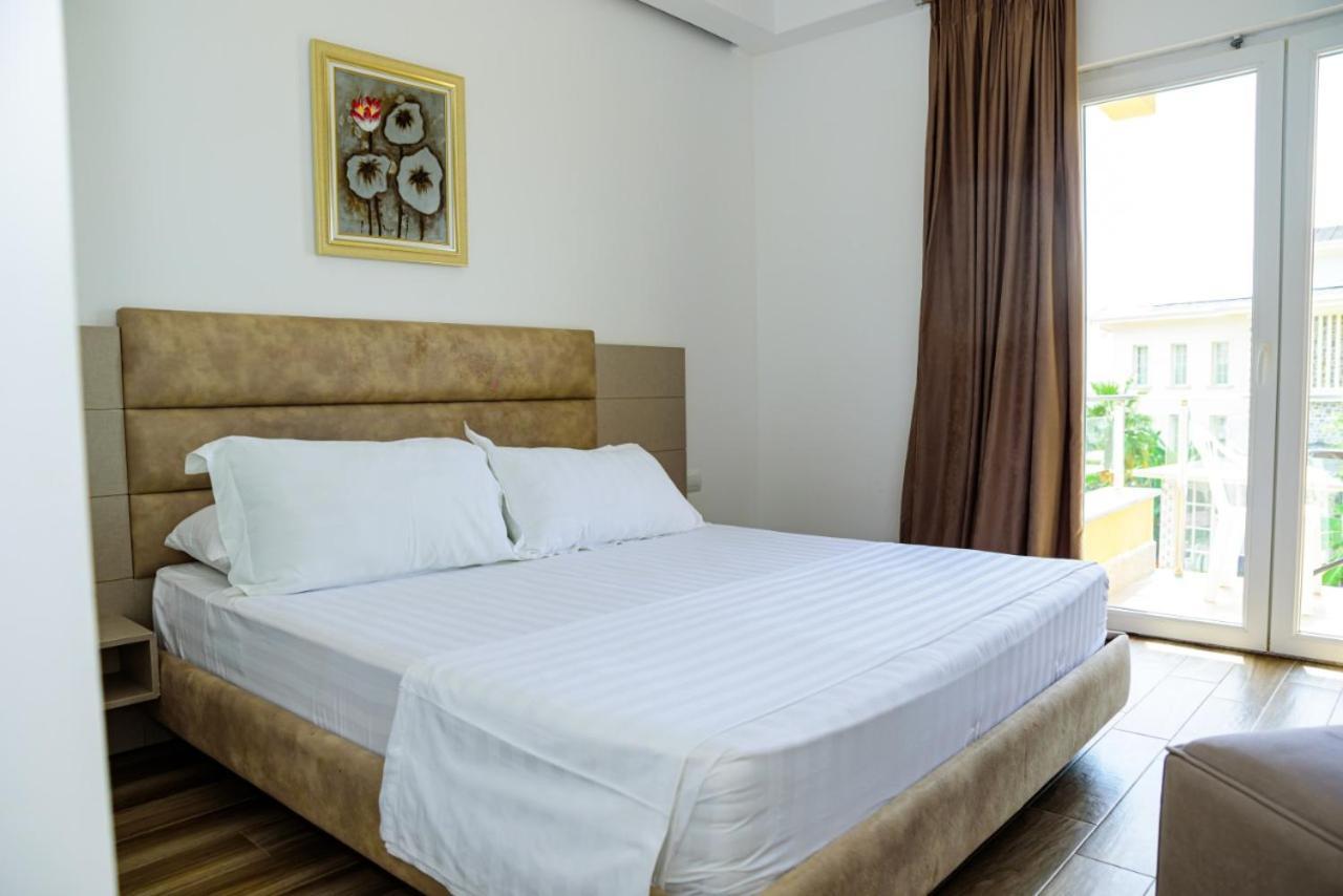 Hotel Orange Dhërmi 外观 照片