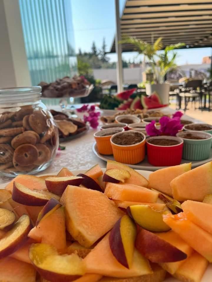 Hotel Orange Dhërmi 外观 照片